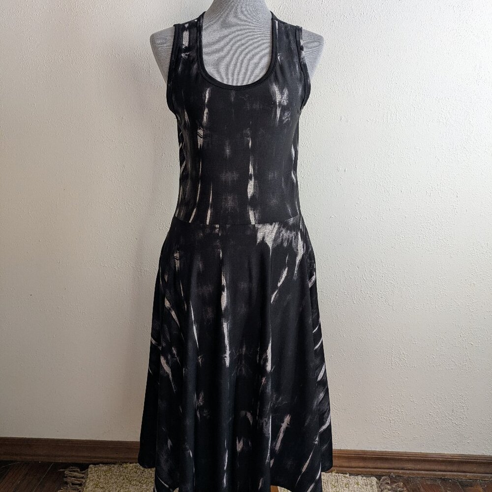 Stretchy White and Black Tank Dress